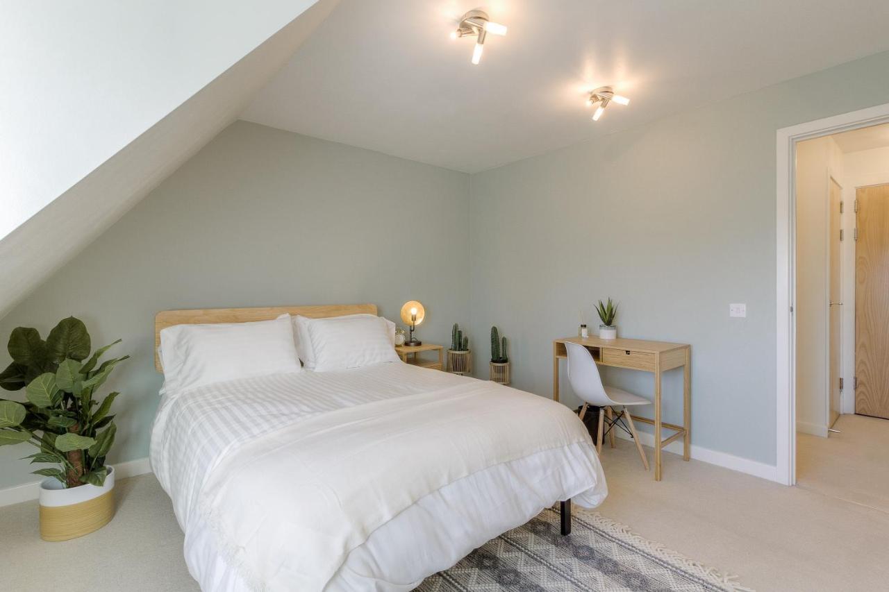 Nest Easy - Alpha House Apartment Northampton Ngoại thất bức ảnh