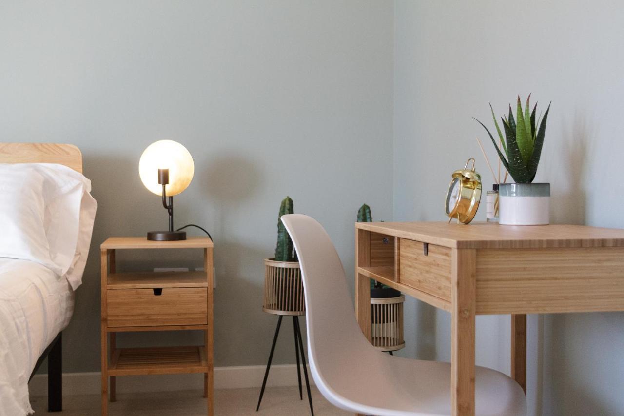 Nest Easy - Alpha House Apartment Northampton Phòng bức ảnh