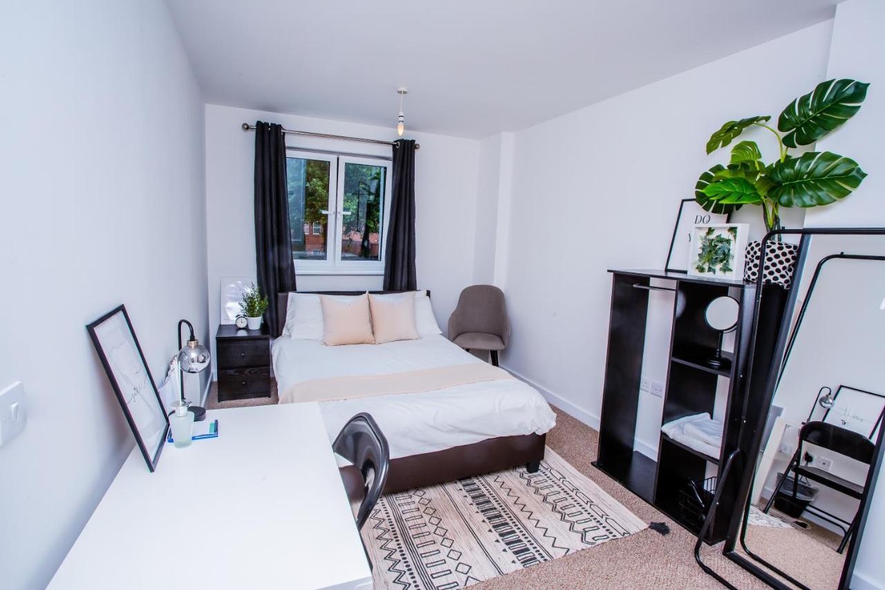 Nest Easy - Alpha House Apartment Northampton Phòng bức ảnh